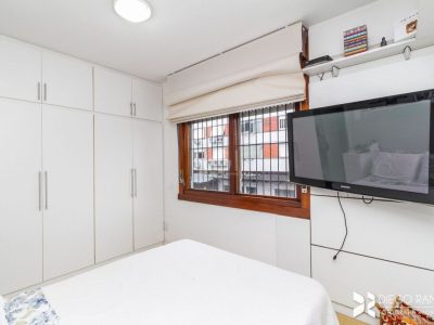 Apartamento à venda com 111m², 3 quartos, 1 suíte, 2 vagas no bairro Menino Deus em Porto Alegre - Foto 7