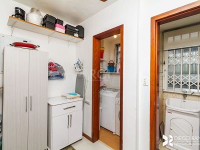 Apartamento à venda com 111m², 3 quartos, 1 suíte, 2 vagas no bairro Menino Deus em Porto Alegre - Foto 17