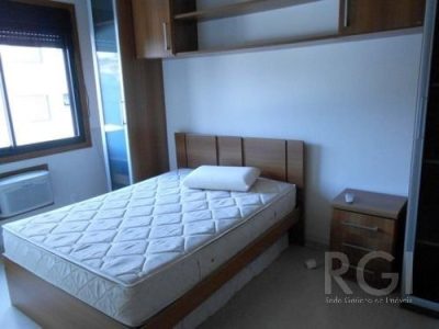 Apartamento à venda com 68m², 2 quartos, 1 suíte, 1 vaga no bairro Higienópolis em Porto Alegre - Foto 7