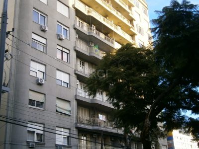 Apartamento à venda com 93m², 3 quartos no bairro Santana em Porto Alegre - Foto 2