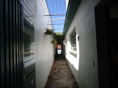 Casa à venda com 750m², 4 quartos, 2 suítes, 5 vagas no bairro Santa Tereza em Porto Alegre - Foto 4