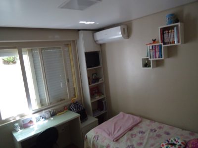 Casa à venda com 750m², 4 quartos, 2 suítes, 5 vagas no bairro Santa Tereza em Porto Alegre - Foto 46