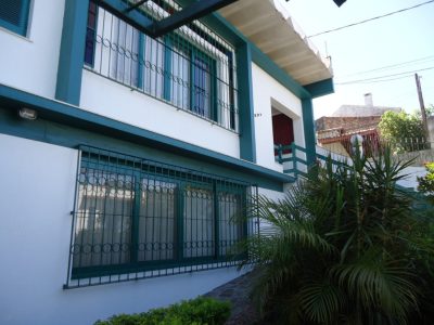 Casa à venda com 750m², 4 quartos, 2 suítes, 5 vagas no bairro Santa Tereza em Porto Alegre - Foto 68