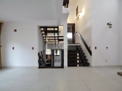 Casa à venda com 267m², 4 quartos, 1 suíte, 2 vagas no bairro Tristeza em Porto Alegre - Foto 7