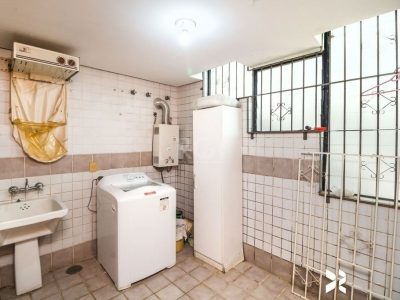 Apartamento à venda com 308m², 3 quartos, 1 suíte, 2 vagas no bairro Menino Deus em Porto Alegre - Foto 28