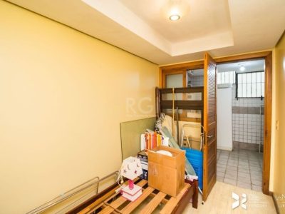 Apartamento à venda com 308m², 3 quartos, 1 suíte, 2 vagas no bairro Menino Deus em Porto Alegre - Foto 34