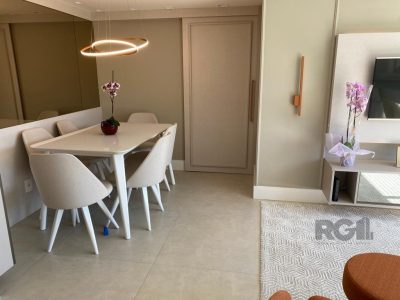 Apartamento à venda com 74m², 3 quartos, 1 suíte, 2 vagas no bairro Menino Deus em Porto Alegre - Foto 3