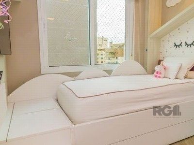 Apartamento à venda com 105m², 3 quartos, 1 suíte, 3 vagas no bairro Três Figueiras em Porto Alegre - Foto 26