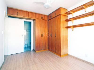 Apartamento à venda com 93m², 3 quartos, 1 suíte, 1 vaga no bairro Petrópolis em Porto Alegre - Foto 12