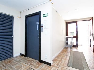 Apartamento à venda com 93m², 3 quartos, 1 suíte, 1 vaga no bairro Petrópolis em Porto Alegre - Foto 23