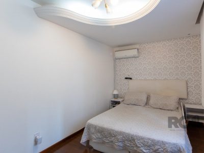 Apartamento à venda com 116m², 3 quartos, 1 suíte, 1 vaga no bairro Menino Deus em Porto Alegre - Foto 29