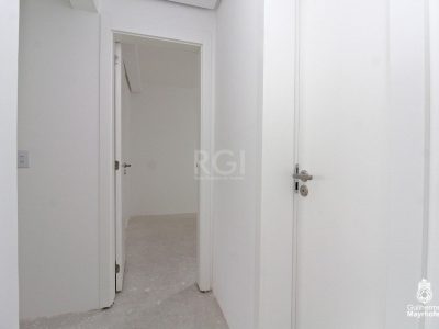 Apartamento à venda com 109m², 3 quartos, 1 suíte, 2 vagas no bairro Jardim Itu em Porto Alegre - Foto 4