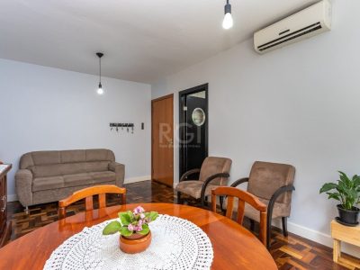 Apartamento à venda com 60m², 2 quartos no bairro Passo d'Areia em Porto Alegre - Foto 3