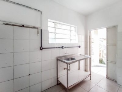 Casa à venda com 88m², 3 quartos, 1 suíte, 1 vaga no bairro Auxiliadora em Porto Alegre - Foto 20