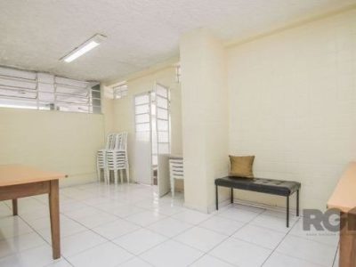 Apartamento à venda com 100m², 3 quartos, 1 vaga no bairro Rio Branco em Porto Alegre - Foto 23