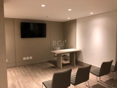 Conjunto/Sala à venda com 118m² no bairro São João em Porto Alegre - Foto 21