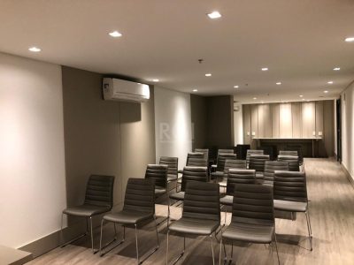 Conjunto/Sala à venda com 118m² no bairro São João em Porto Alegre - Foto 23