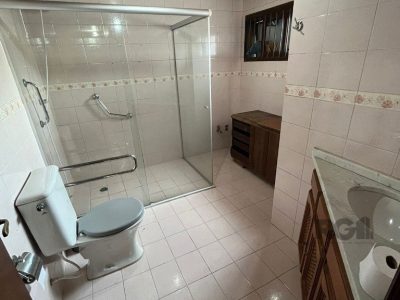 Casa à venda com 262m², 3 quartos, 1 suíte, 2 vagas no bairro Anchieta em Porto Alegre - Foto 38