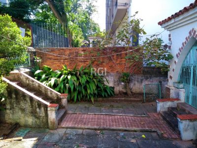 Casa à venda com 792m², 3 quartos, 1 vaga no bairro Rio Branco em Porto Alegre - Foto 3