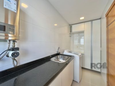 Apartamento à venda com 76m², 3 quartos, 1 suíte, 1 vaga no bairro Centro em Capão da Canoa - Foto 16