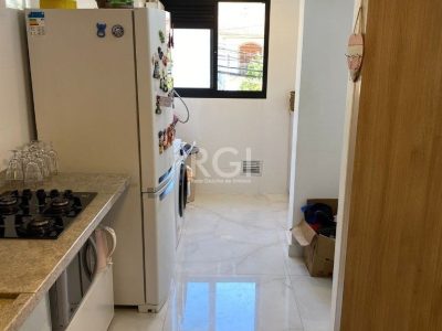 Apartamento à venda com 92m², 3 quartos, 1 suíte, 2 vagas no bairro Menino Deus em Porto Alegre - Foto 11