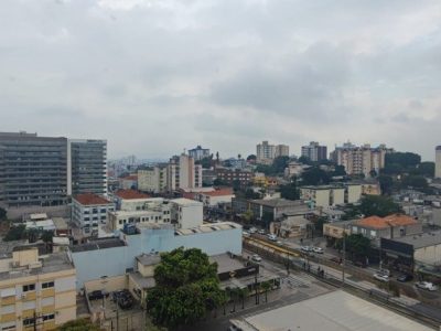 Apartamento à venda com 65m², 2 quartos, 1 suíte, 1 vaga no bairro Cristo Redentor em Porto Alegre - Foto 4