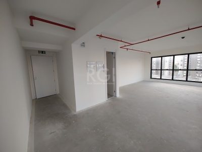 Conjunto/Sala à venda com 58m², 1 vaga no bairro Menino Deus em Porto Alegre - Foto 11