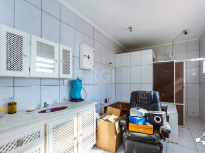 Casa à venda com 500m², 3 quartos, 3 suítes, 4 vagas no bairro Vila Ipiranga em Porto Alegre - Foto 40