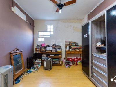 Casa à venda com 500m², 3 quartos, 3 suítes, 4 vagas no bairro Vila Ipiranga em Porto Alegre - Foto 36