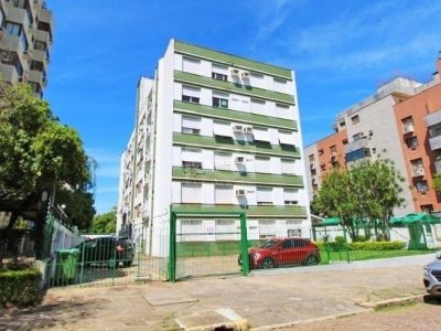 Apartamento à venda com 61m², 2 quartos, 1 suíte, 1 vaga no bairro Menino Deus em Porto Alegre - Foto 11