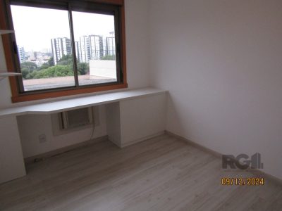 Apartamento à venda com 107m², 3 quartos, 1 suíte, 1 vaga no bairro Higienópolis em Porto Alegre - Foto 44