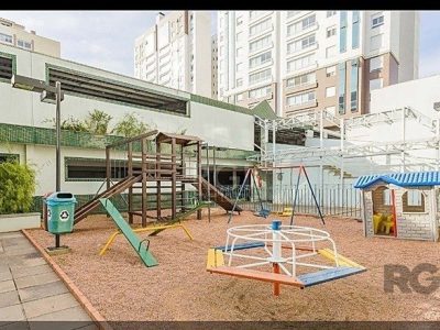 Apartamento à venda com 128m², 3 quartos, 1 suíte, 2 vagas no bairro Moinhos de Vento em Porto Alegre - Foto 8