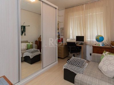 Cobertura à venda com 197m², 3 quartos, 1 suíte, 2 vagas no bairro Higienópolis em Porto Alegre - Foto 13