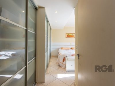 Apartamento à venda com 101m², 3 quartos, 1 suíte, 2 vagas no bairro Tristeza em Porto Alegre - Foto 32