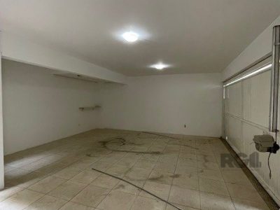 Casa Condominio à venda com 155m², 3 quartos, 1 suíte, 2 vagas no bairro Ipanema em Porto Alegre - Foto 2