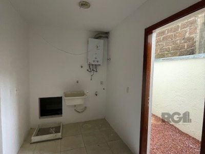 Casa Condominio à venda com 155m², 3 quartos, 1 suíte, 2 vagas no bairro Ipanema em Porto Alegre - Foto 4