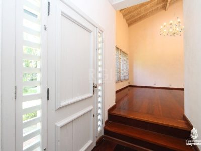 Casa à venda com 393m², 4 quartos, 2 suítes, 4 vagas no bairro Ipanema em Porto Alegre - Foto 2