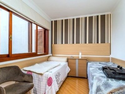 Cobertura à venda com 224m², 4 quartos, 1 suíte, 2 vagas no bairro Chácara das Pedras em Porto Alegre - Foto 12