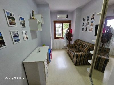 Casa Condominio à venda com 218m², 3 quartos, 1 suíte, 1 vaga no bairro Ipanema em Porto Alegre - Foto 11