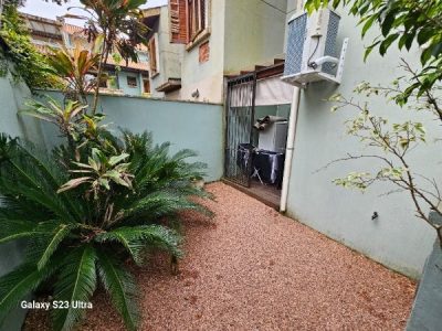 Casa Condominio à venda com 218m², 3 quartos, 1 suíte, 1 vaga no bairro Ipanema em Porto Alegre - Foto 22