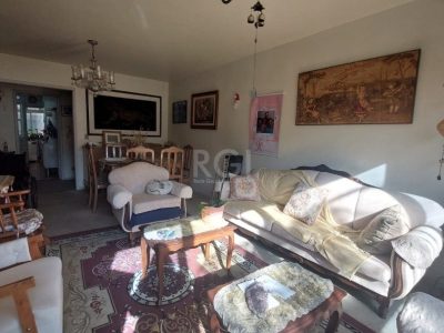 Apartamento à venda com 114m², 3 quartos, 1 vaga no bairro Petrópolis em Porto Alegre - Foto 7