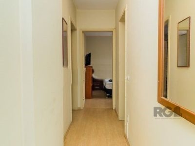 Apartamento à venda com 65m², 2 quartos no bairro Vila Ipiranga em Porto Alegre - Foto 4