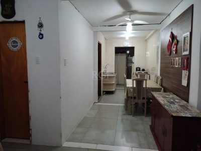 Casa à venda com 137m², 1 quarto, 1 vaga no bairro Jardim Carvalho em Porto Alegre - Foto 11