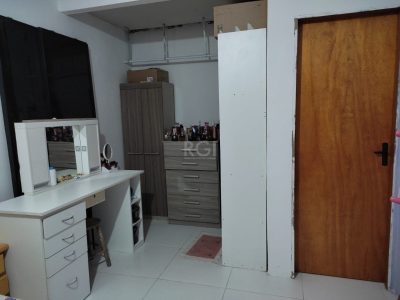 Casa à venda com 137m², 1 quarto, 1 vaga no bairro Jardim Carvalho em Porto Alegre - Foto 19