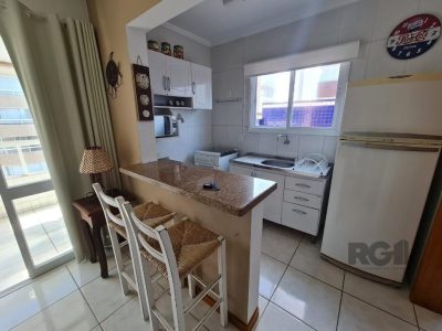 Apartamento à venda com 58m², 1 quarto, 1 suíte, 1 vaga no bairro Centro em Capão da Canoa - Foto 7