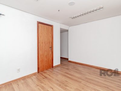 Conjunto/Sala à venda com 384m² no bairro Centro Histórico em Porto Alegre - Foto 41