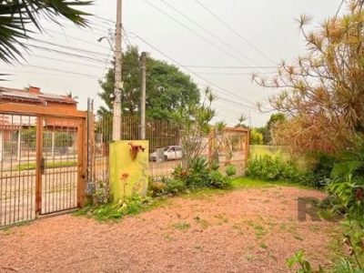 Casa à venda com 120m², 4 quartos, 1 suíte, 2 vagas no bairro Ipanema em Porto Alegre - Foto 33