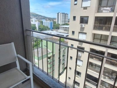 Apartamento à venda com 61m², 2 quartos, 1 suíte, 1 vaga no bairro Partenon em Porto Alegre - Foto 3