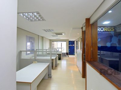 Conjunto/Sala à venda com 271m² no bairro Rio Branco em Porto Alegre - Foto 17