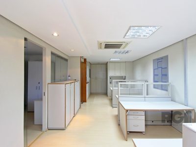 Conjunto/Sala à venda com 271m² no bairro Rio Branco em Porto Alegre - Foto 21